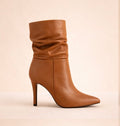 Botin ale camel tipo piel sintetico